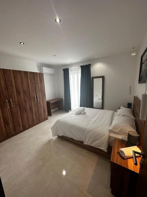 Duplex Penthouse In Gzira Sleeps 6 Appartement Buitenkant foto