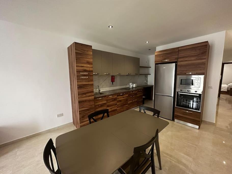 Duplex Penthouse In Gzira Sleeps 6 Appartement Buitenkant foto